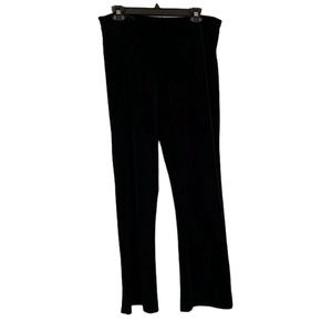 Donna black velvet stretch straight leg pant. Size L. VGUC